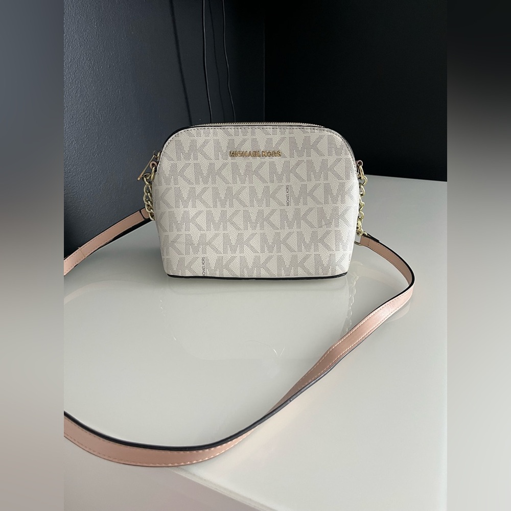 Michael Kors Cream and Gold Crossbody Bag